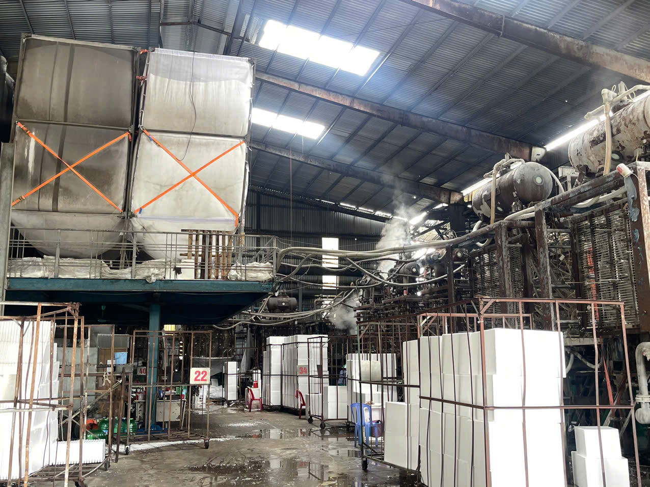 Sản xuất thùng xốp EPS dùng trong đóng gói và bảo quản hàng hóa